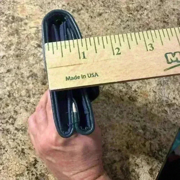 Nautica Blue Green Money Manager Wallet ID Safe RFID Protection. EUC - Picture 10 of 16